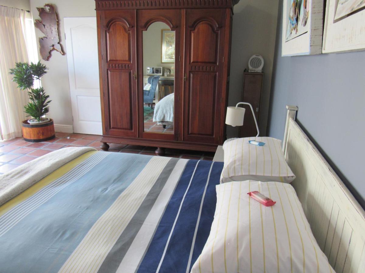Omega Suite Gansbaai Exterior foto